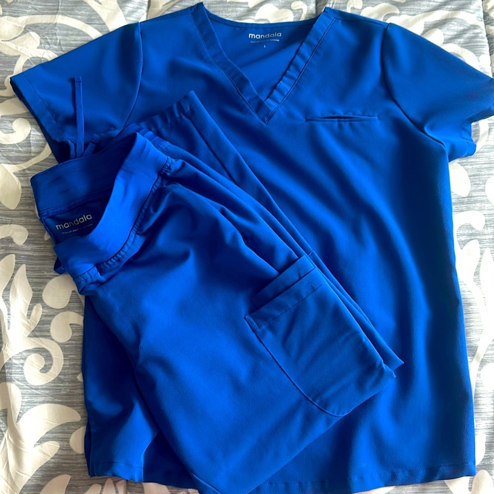Mandala scrubs